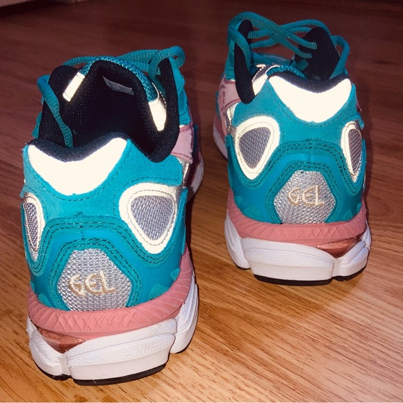 NWOT Sold Out ASICS Awake NY x Gel NYC Teal Pink Mens Unisex Sneakers 9 / 10.5 - Picture 7 of 13